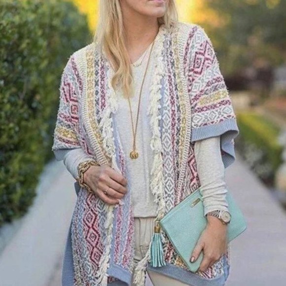 CAbi Sweaters - Cabi Siesta Poncho Boho Open Front Mixed Stitch Fringed Cardigan Sweater M / L